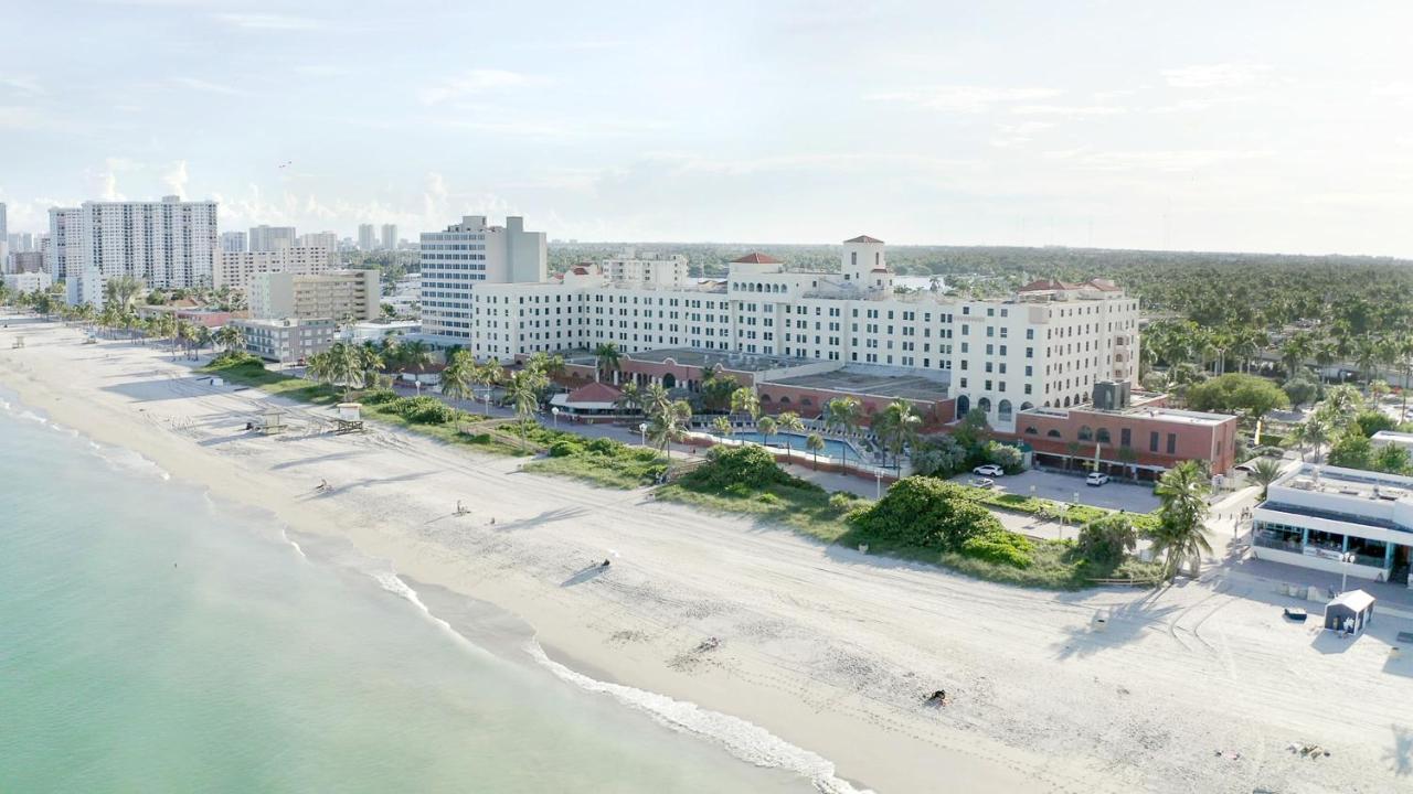 670 Partial Ocean View Hollywood Beach Dania Beach Bagian luar foto