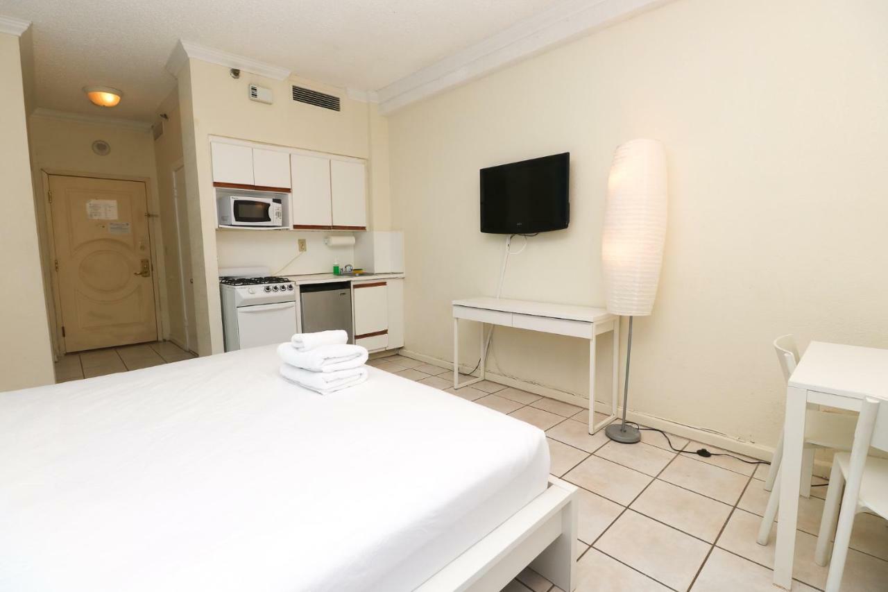 670 Partial Ocean View Hollywood Beach Dania Beach Bagian luar foto